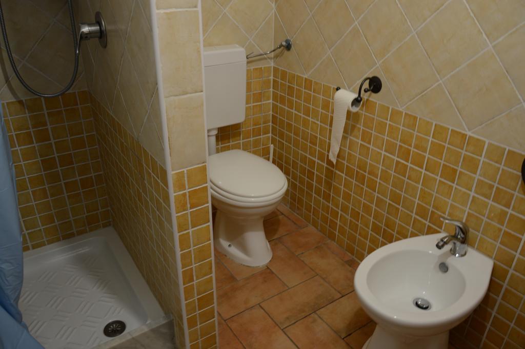 Fiorerosa Santa Maria Navarrese Room photo