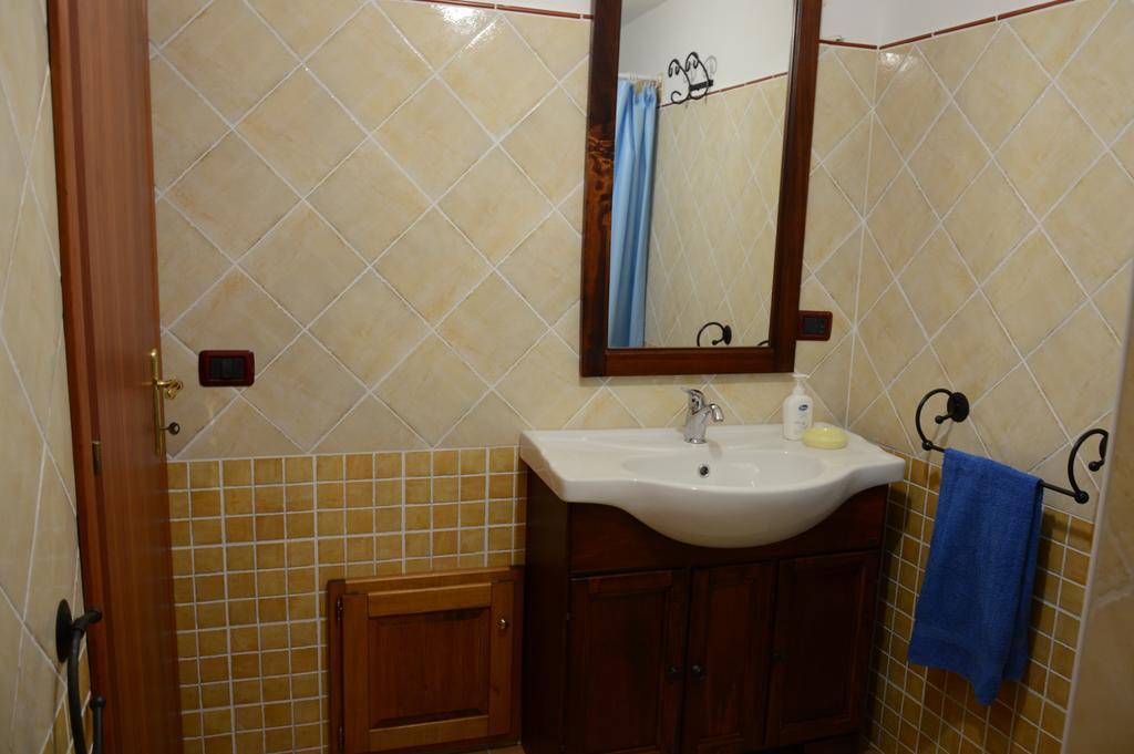 Fiorerosa Santa Maria Navarrese Room photo