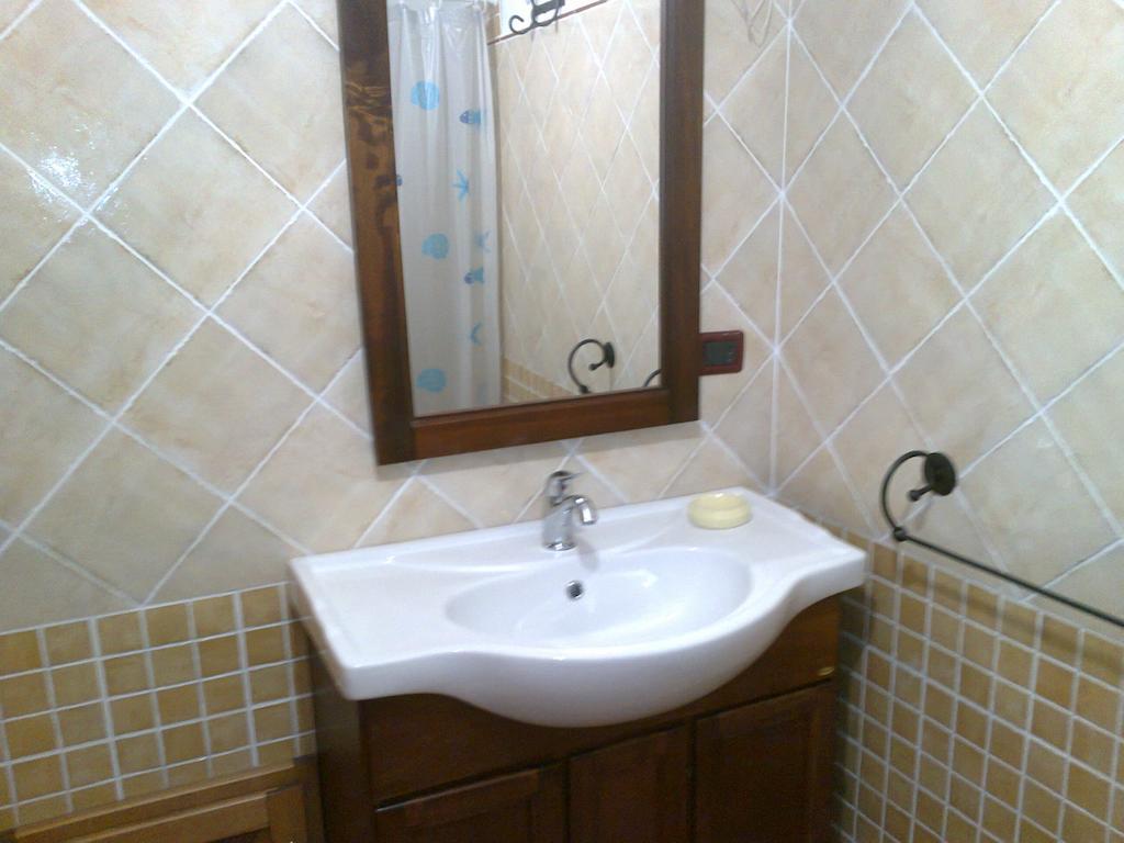 Fiorerosa Santa Maria Navarrese Room photo